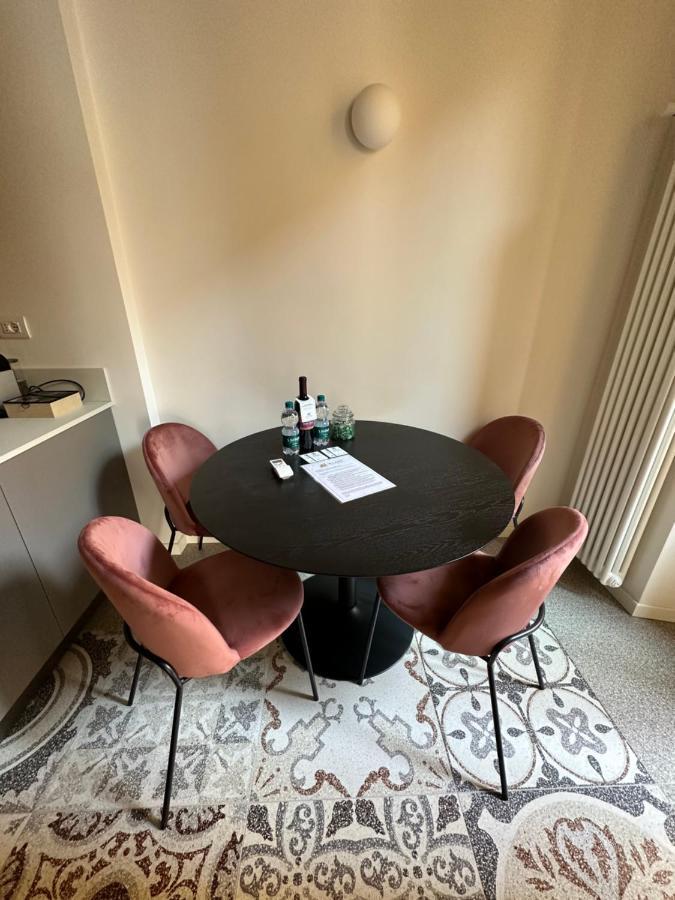 Milano Apartments Navigli Porta Genova Ngoại thất bức ảnh