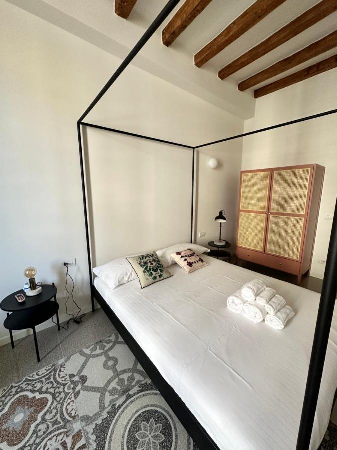 Milano Apartments Navigli Porta Genova Ngoại thất bức ảnh